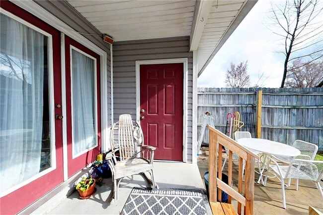 Photo - 168 Drew Cir