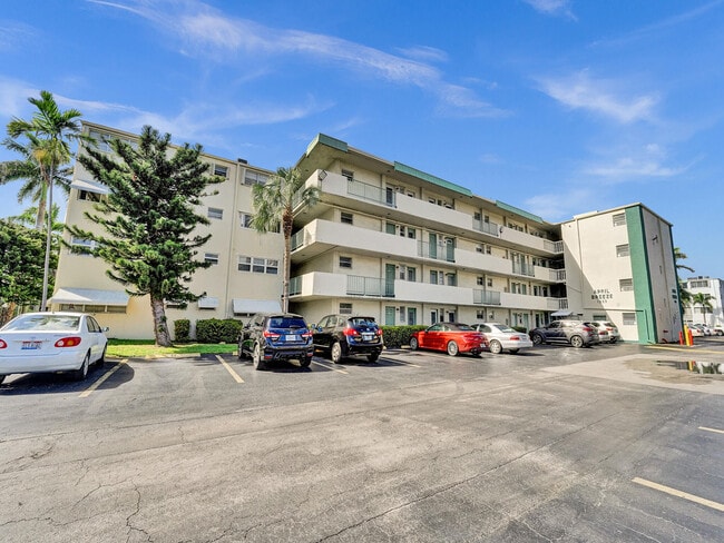 Photo - 1333 E Hallandale Beach Blvd Unit 302