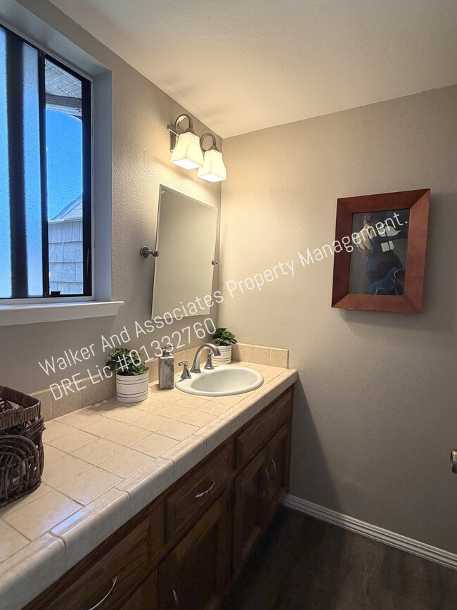 Photo - 1414 Oakridge Park Rd