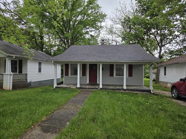 Photo - 915 S Newton Ave House