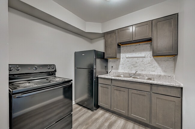 Garden Heights Apartments