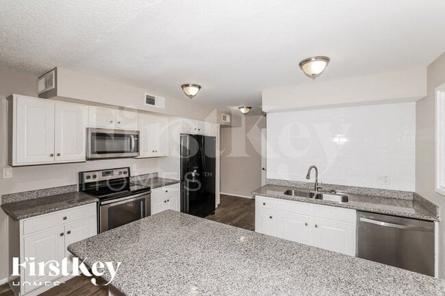 Photo - 7646 N 37th Ave