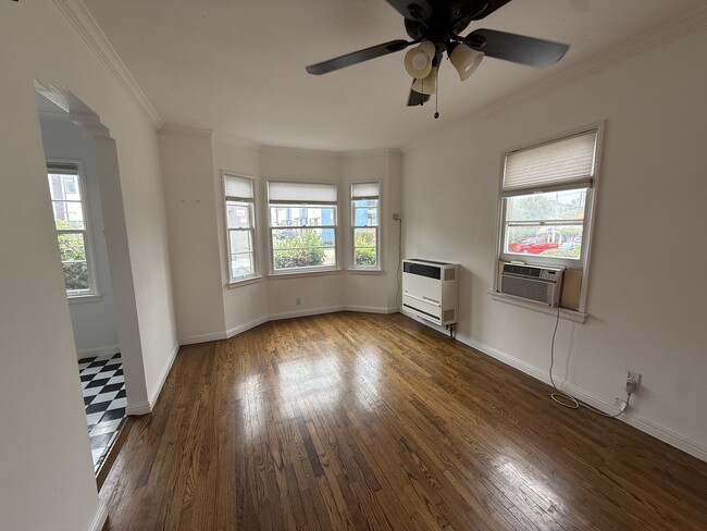 Photo - 4126 Monroe St Unidad A
