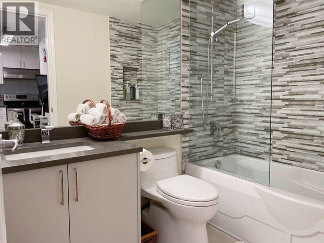 3333 W 4th Ave Unit 204