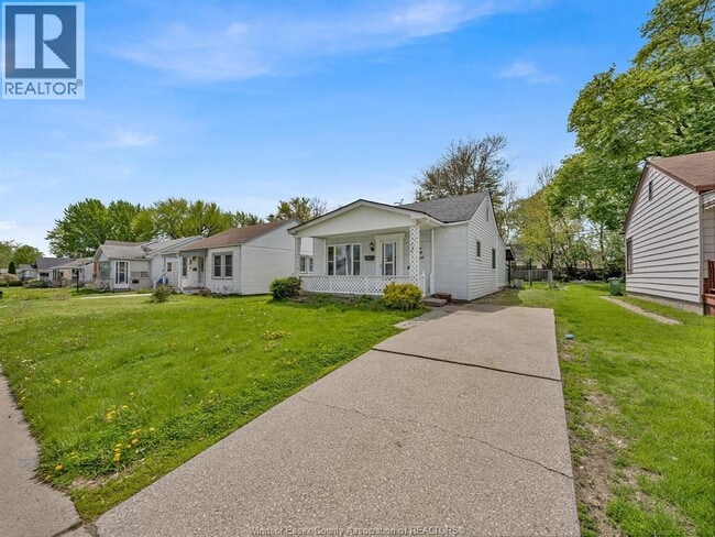 Photo - 1183 Felix Ave