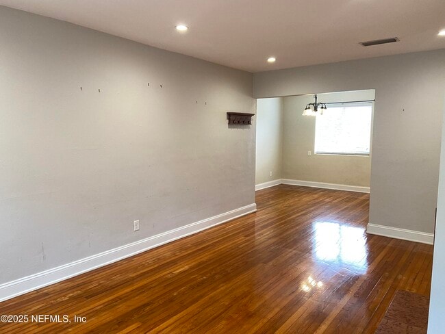 Photo - 2159 Riverside Ave Unit 7