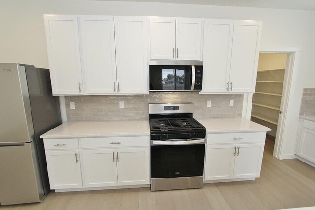 Photo - 11138 Overhang St