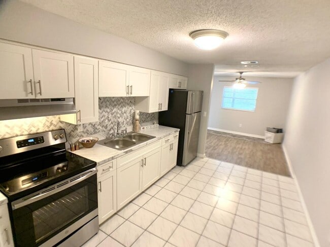Orleans Kitchen