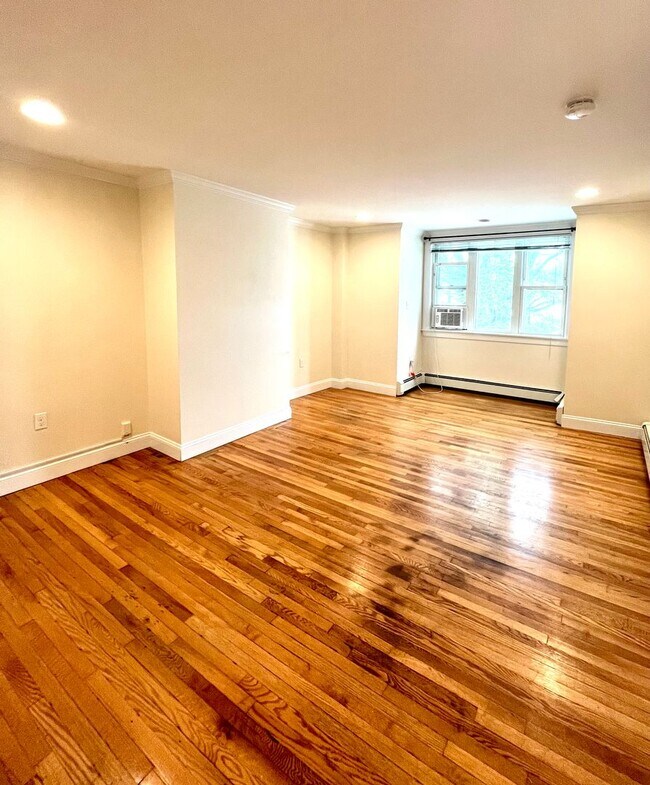 Photo - 234 Lexington St Unidad 1