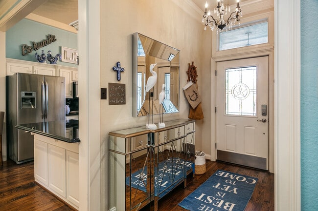 Photo - 643 Enchanted Isles Dr