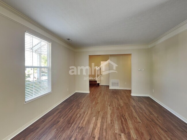 Photo - 7187 Normanton Dr