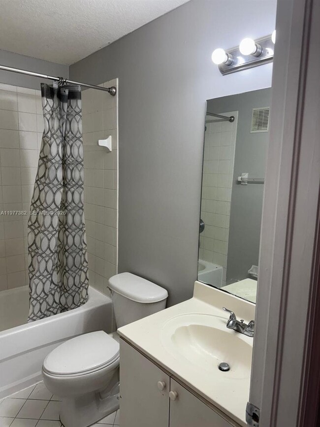 Photo - 1271 SE 29th St Unit 205-24