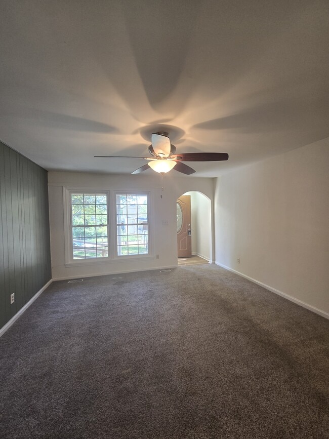 Photo - 1334 N Estelle St