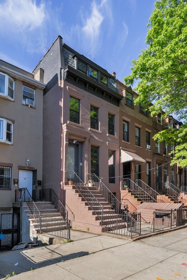 Photo - 454A Jefferson Ave