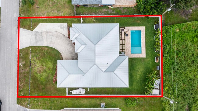 Photo - 1280 SW Kalevala Dr