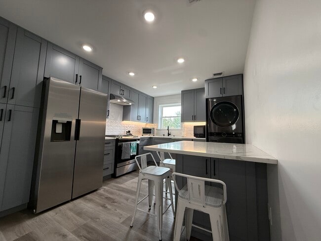 Photo - 266 13th St Unit 2