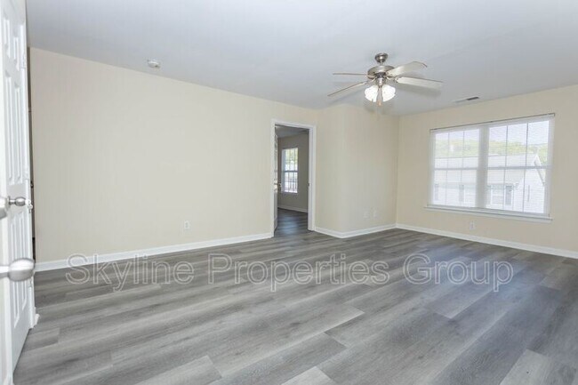 Photo - 1400 Stonehaven Cir