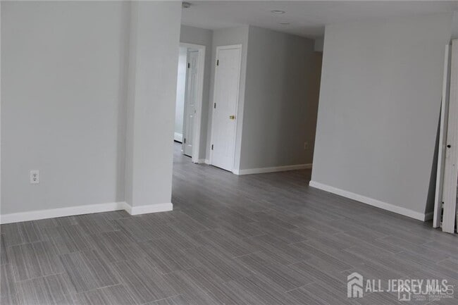 Photo - 899 Green St Unit 1st F