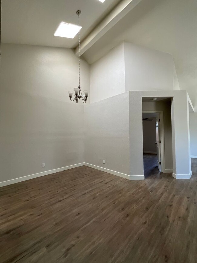 Photo - Siri Thorne 4-Plex Unit 104