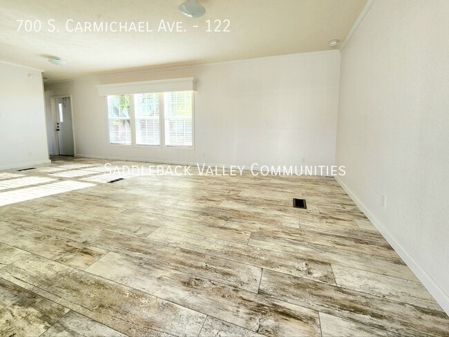 Photo - 700 S Carmichael Ave