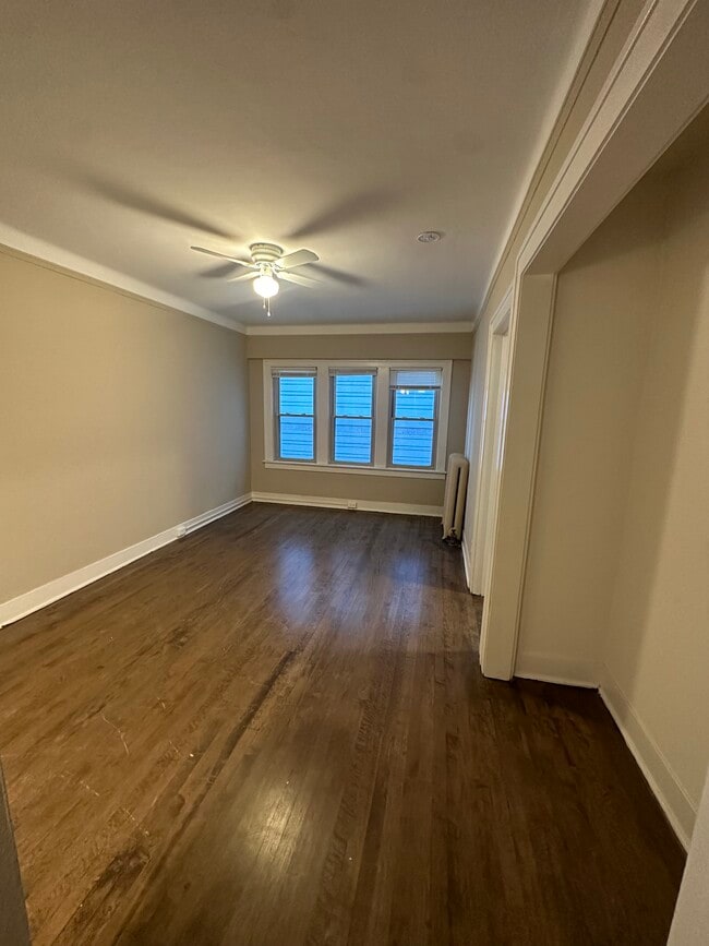 Photo - La-Shall Apartments