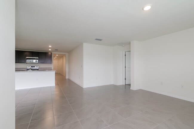 Photo - 8578 Triumph Cir