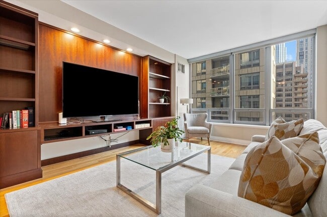 Photo - 600 N Lake Shore Dr