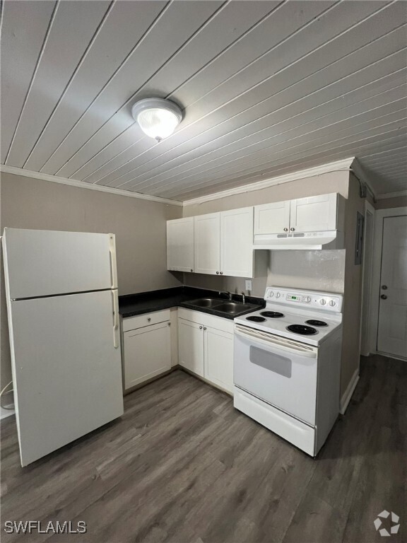 Building Photo - 2651 Lafayette St Rental