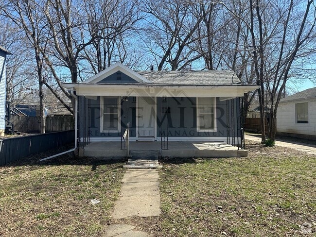 Building Photo - Cute 2 bedroom / 1 bath rehabbed home - wa...