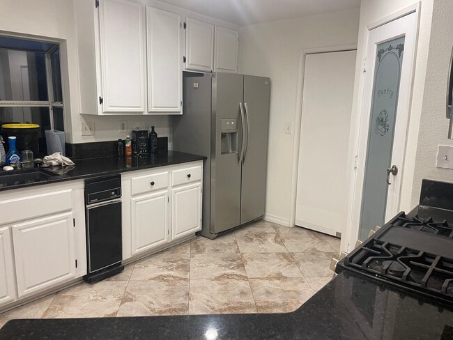 Photo - 35577 Ruth Ave