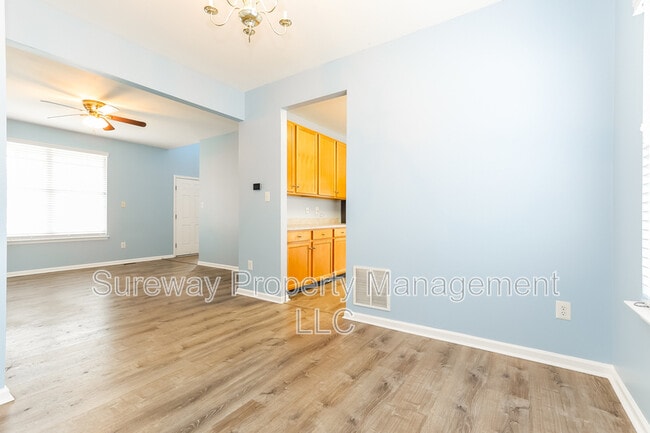 Photo - 317 Upas Ave