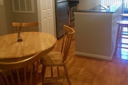 Kitchen and dining area - 415 Mather Green Ave Unit J