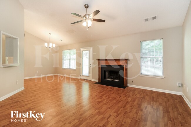 Photo - 101 Settlers Ridge Ln