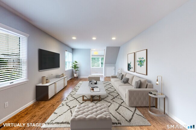 33 Green Ln Unit 1