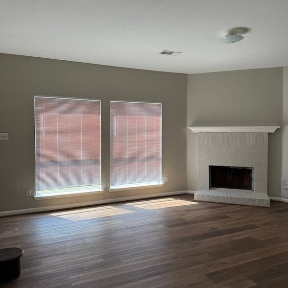 Photo - 19959 Sycamore Valley Dr