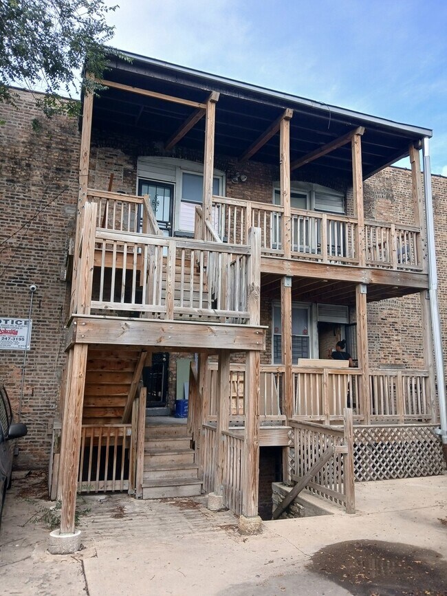 6853 S King Dr House House Rental in Chicago, IL