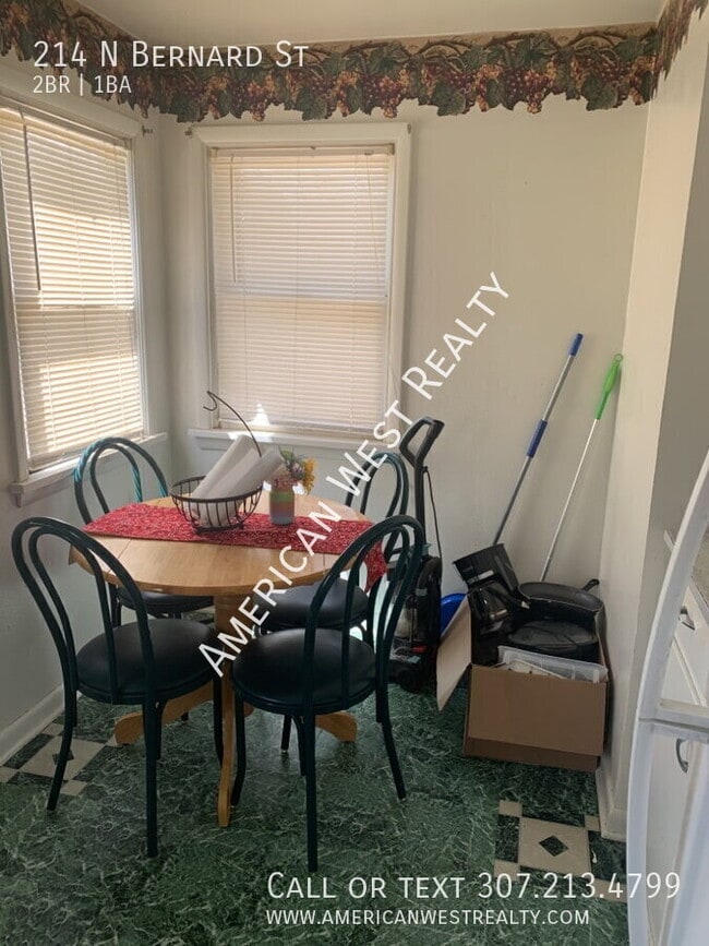 Photo - 214 N Bernard St