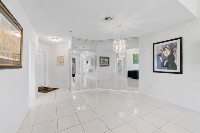 Photo - 5153 Floria Dr