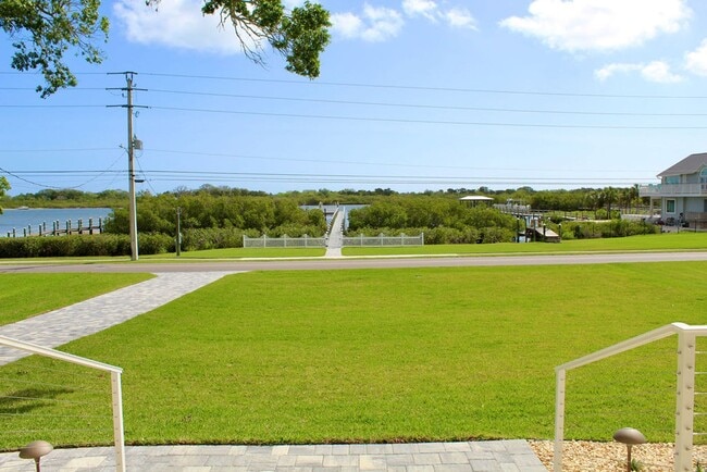 Photo - Fully Furnished 3 Bedroom, 3.5 Bath Home w...