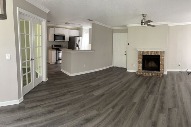 Building Photo - Hidden Village - 944 BC 104 Unit 944 BC 104