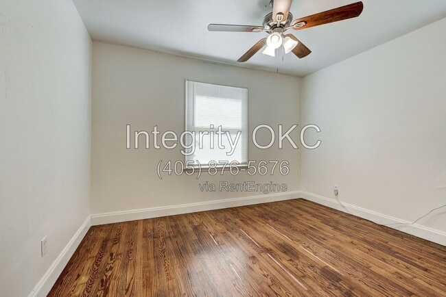 2321 McCracken Dr