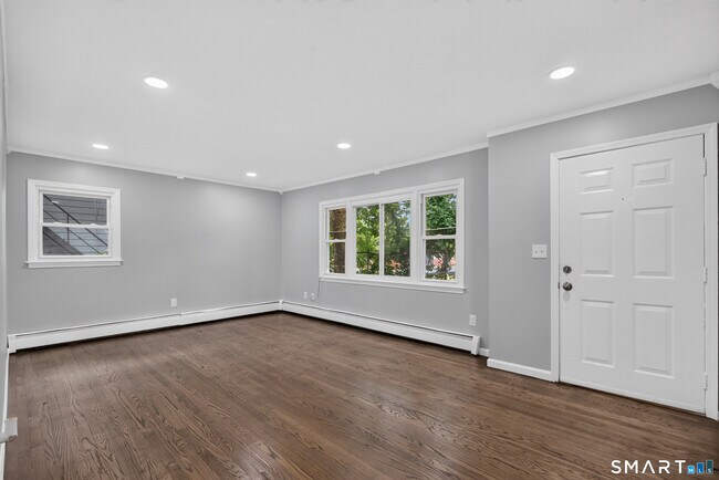 Photo - 41 Admiral St Unit #1