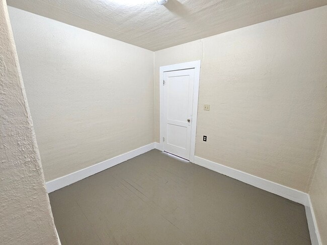 Photo - 1802 Cove Ave