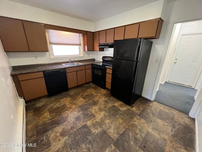 Photo - 11-21-21 Ashdown Rd Unit 15A