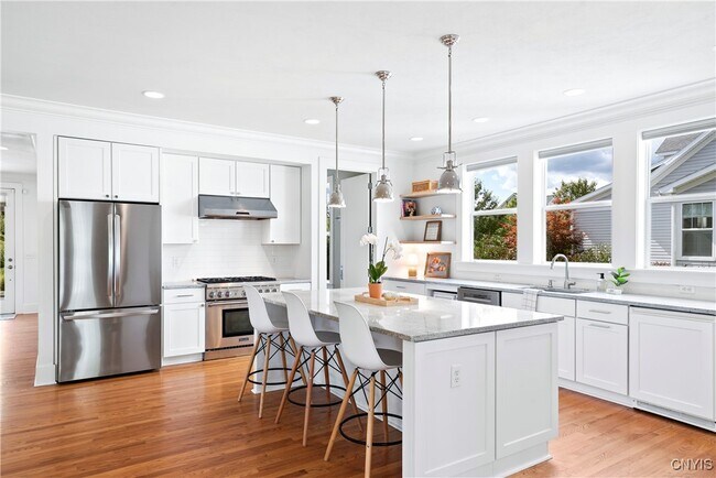 Photo - 112 Orchard Rd