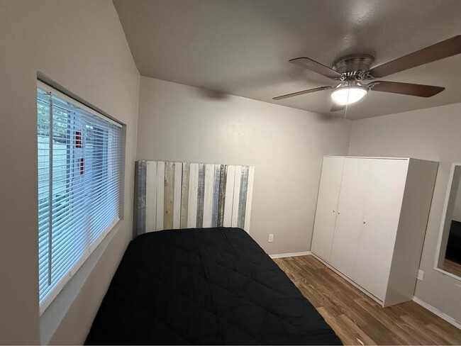 Photo - 3645 W Hadley St