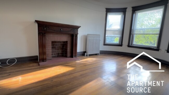 Photo - 4533 S Michigan Ave Unit 3A