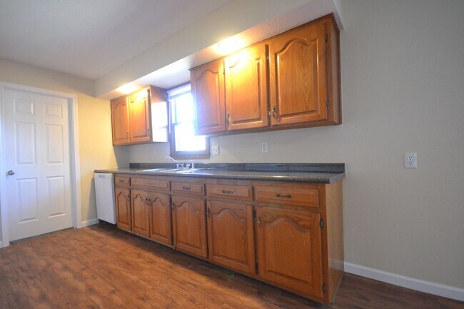 Photo - NICE 3 Bed 2 Bath home in Bolivar! Excelle...