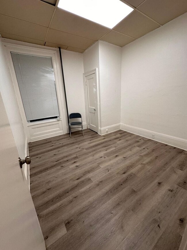 1403 Main St Unit 1F