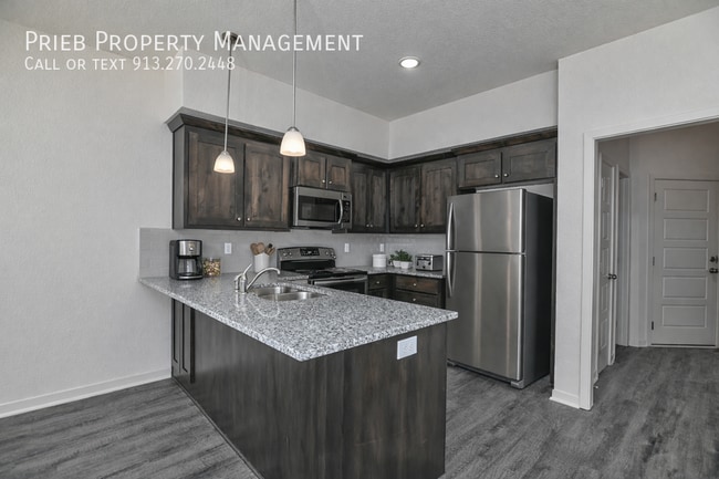 Photo - 3227 N 103rd Pl